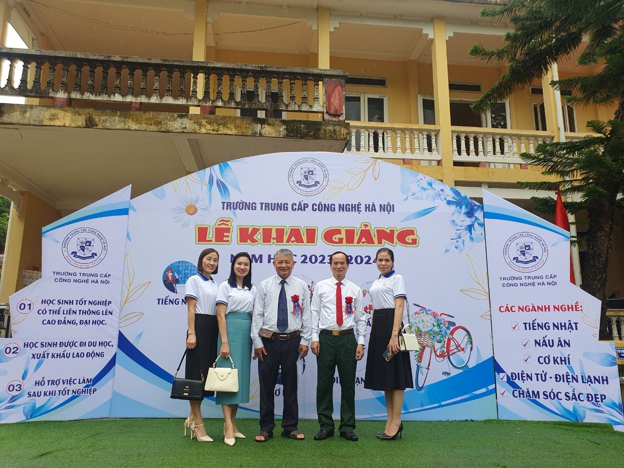 Lễ Khai Giảng TTGDNN-GDTT Huyện Cẩm Thuỷ