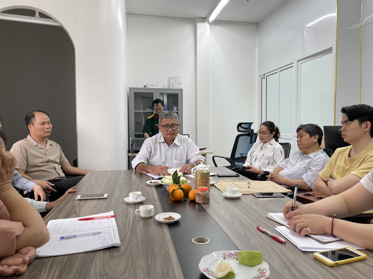 Thầy Hiệu Trưởng Bàn Về Nâng Cao Chất Lượng Giảng Dạy: Hướng Đi Mới Cho Giáo Dục